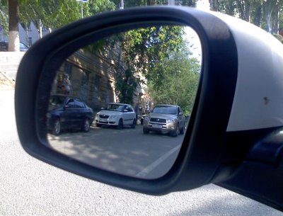 2.JPG (74.17 КБ) 8901 просмотр Там так долго горел сфетофор на Садовой, что грех было меня не сфоткать